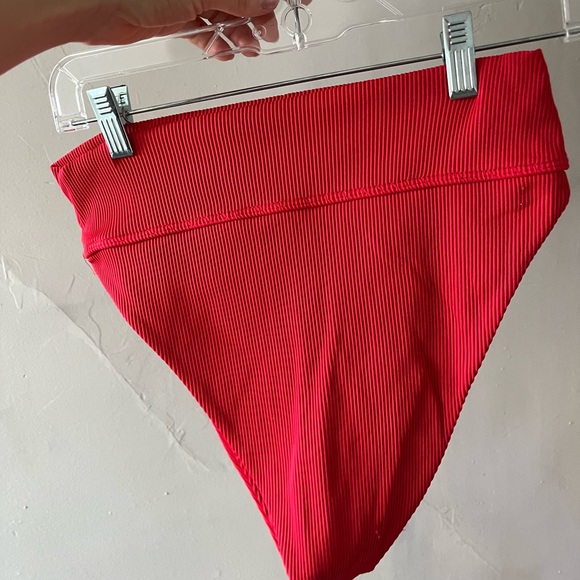 Beach Riot - bikini bottom - Picture 2 of 3